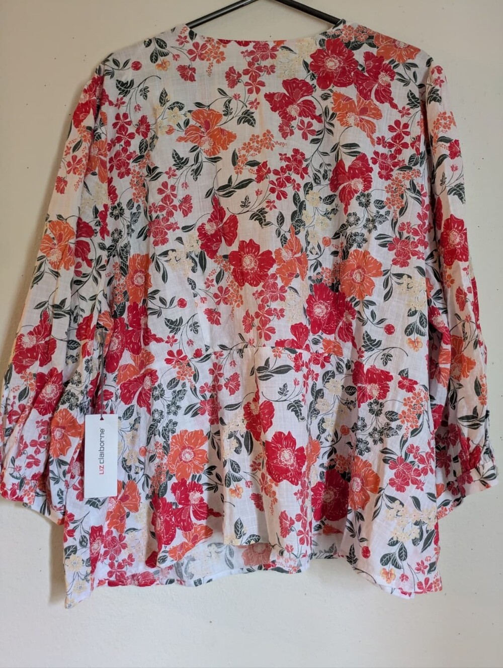 Liz Claiborne Women’s 2X Floral Button Front Blouse Tunic Top NWT - Picture 5 of 5
